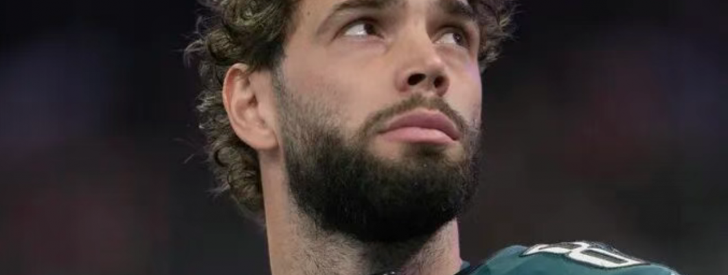 Former Championship Hero Remains in Philadelphia