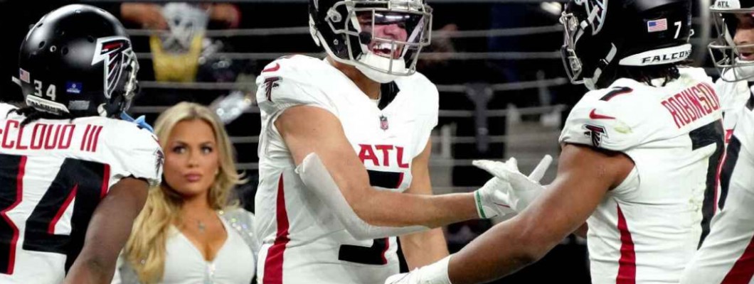 Falcons snap losing streak